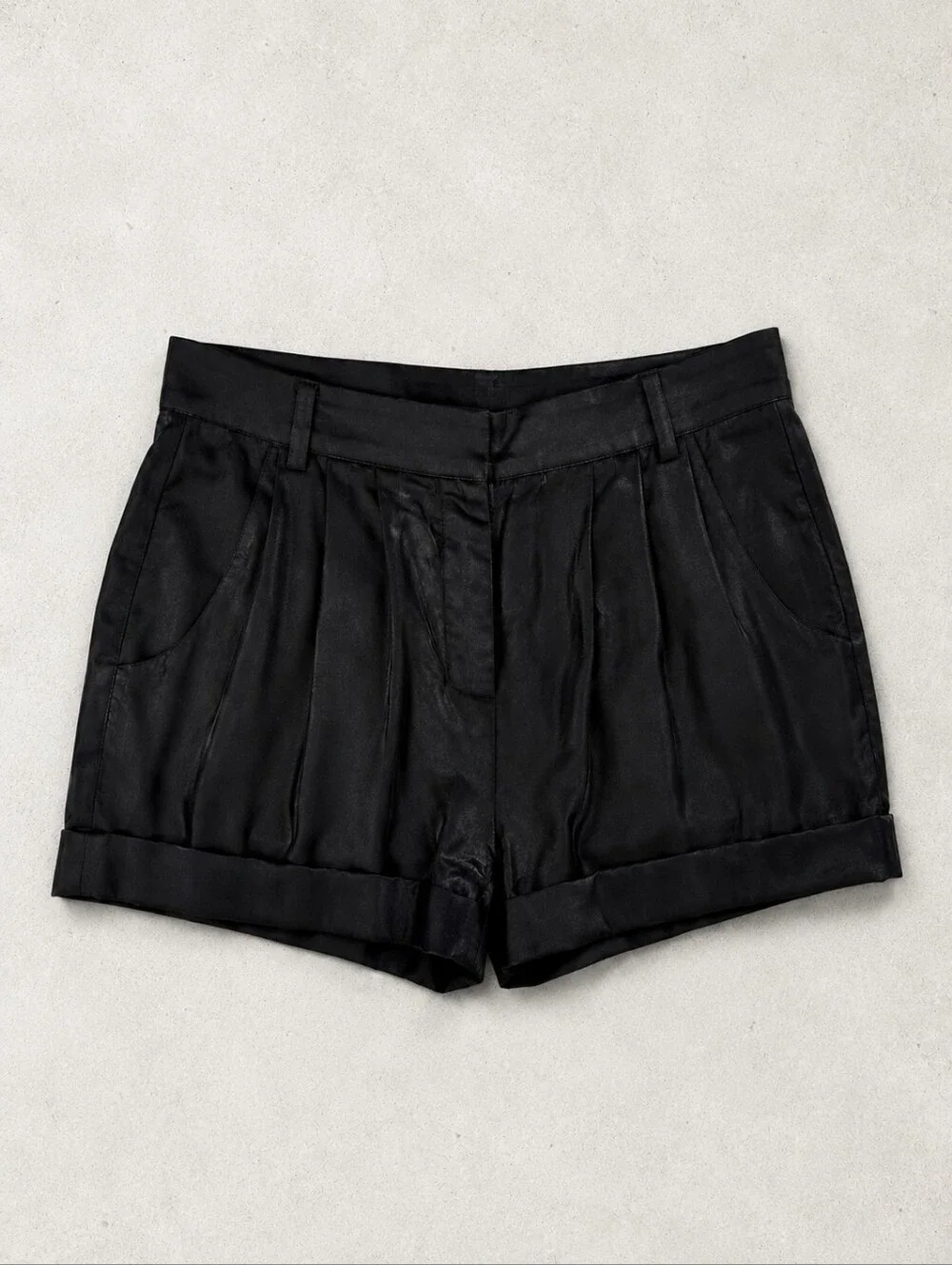 Elizabeth and James Black Pleated Cuffed Satin Shorts Women's Size S - Picture 3 of 14